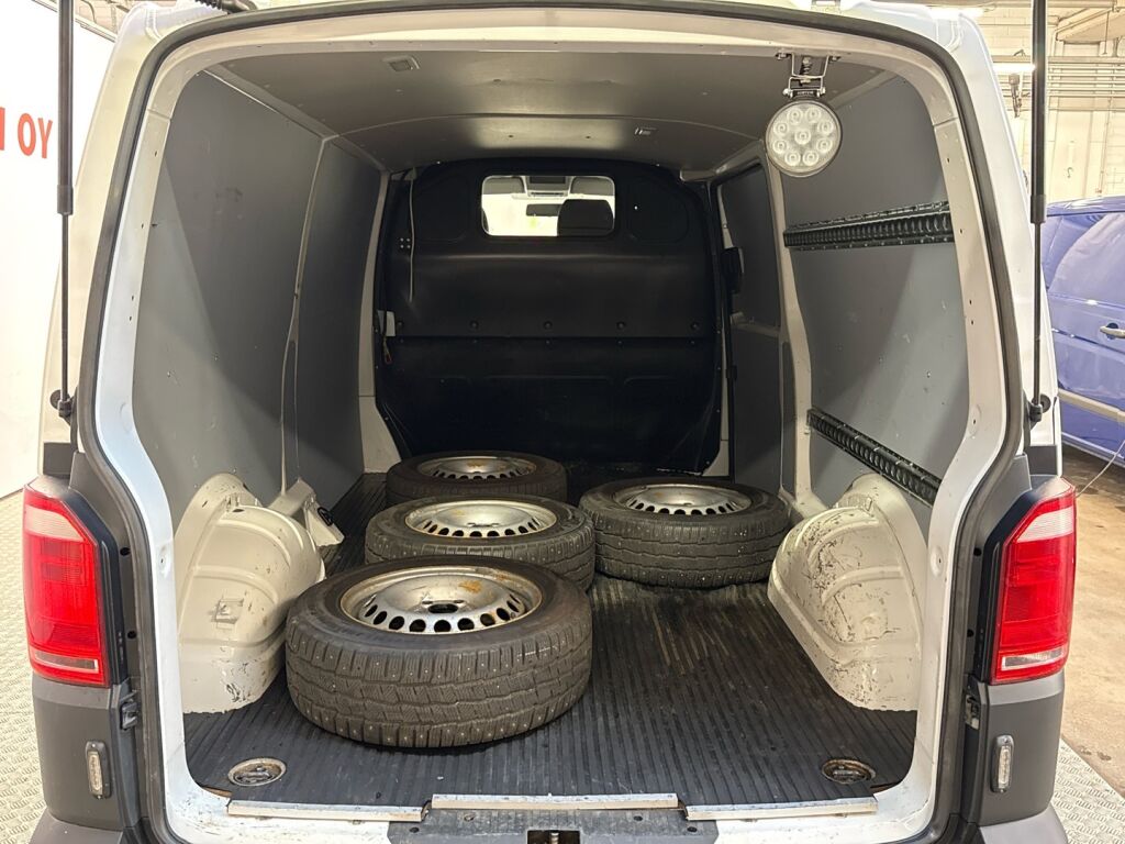 Volkswagen Transporter 2019 Valkoinen