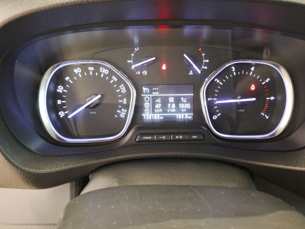 Peugeot Expert 2019 Valkoinen