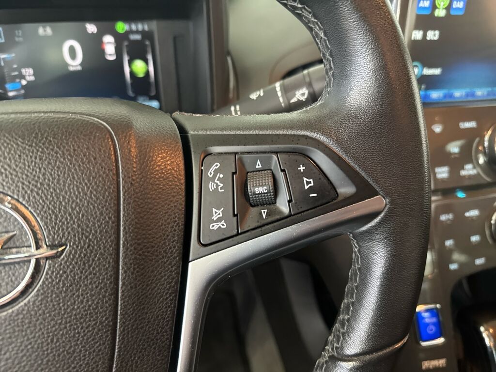 Opel Ampera 2012 Valkoinen