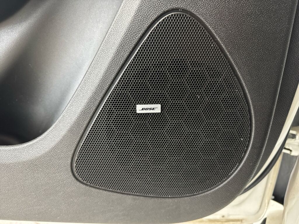 Opel Ampera 2012 Valkoinen