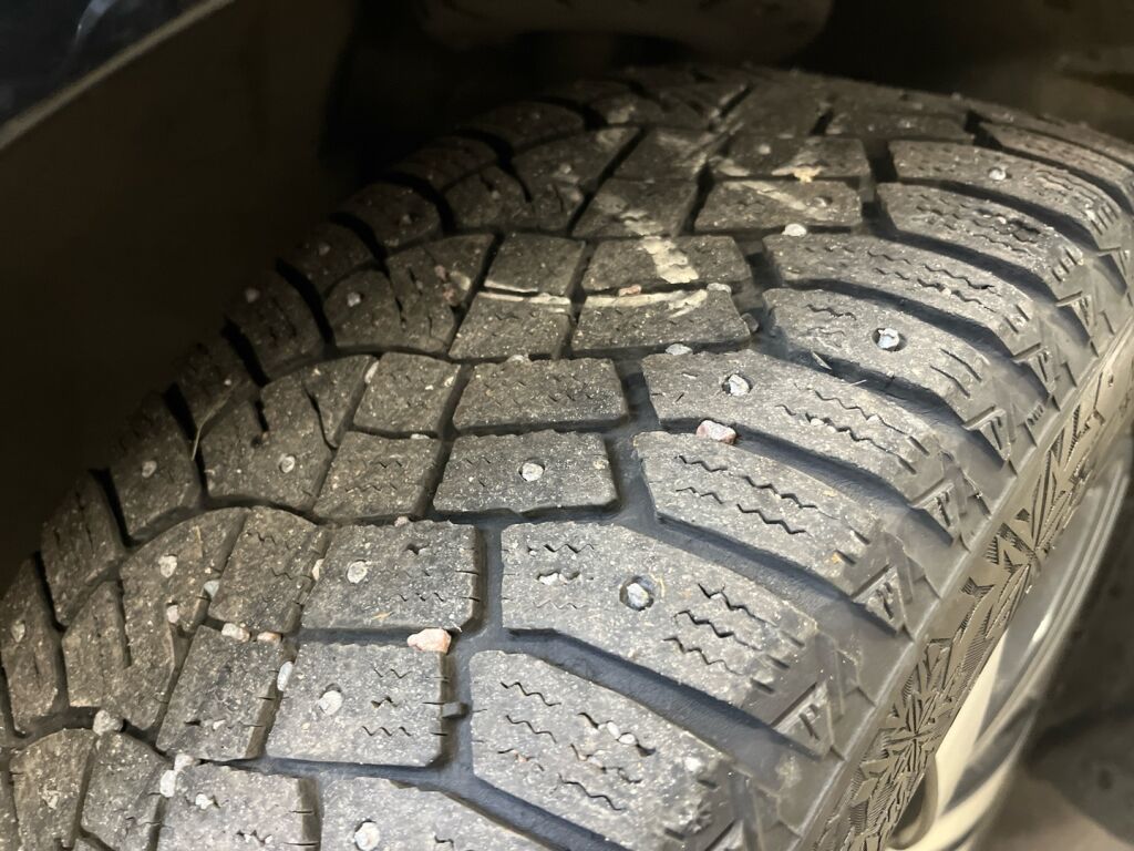 Peugeot 308 2019 Musta