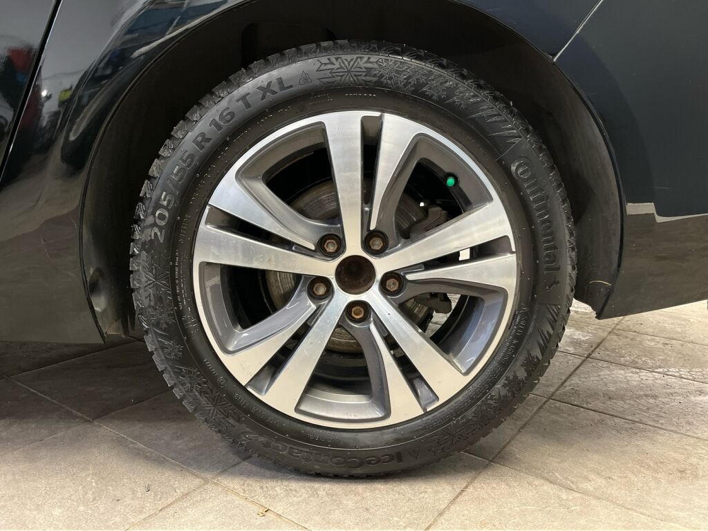 Peugeot 308 2019 Musta