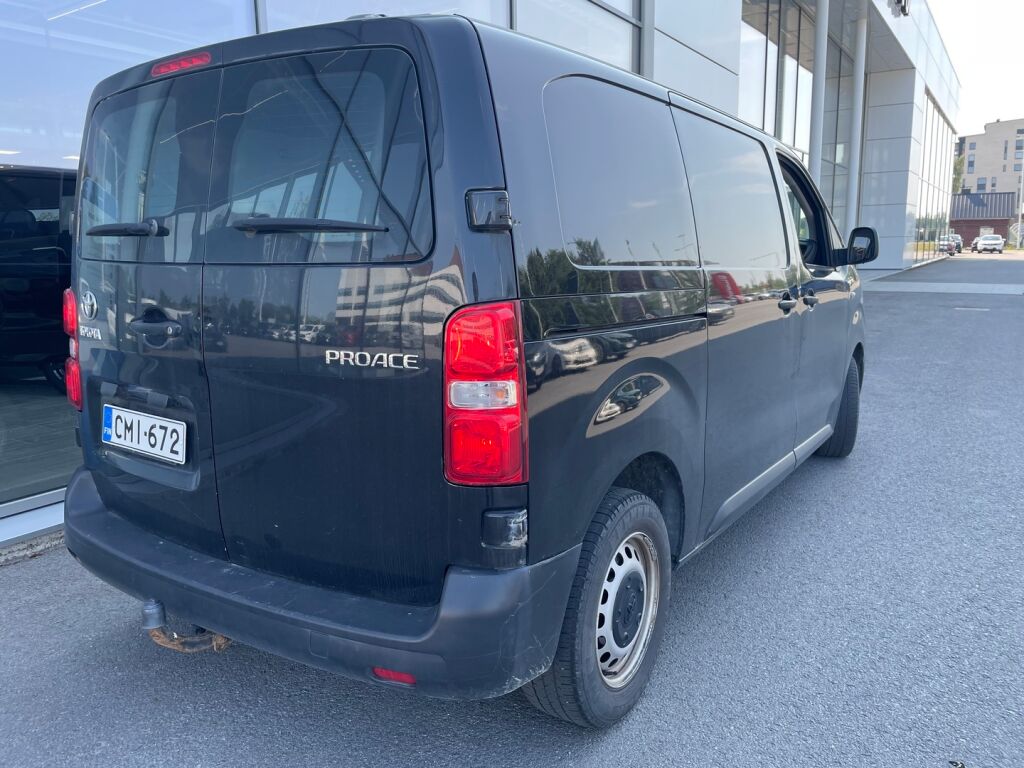 Toyota Proace 2019 Musta