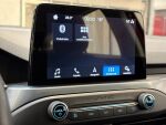 Ford Focus 2019 Punainen