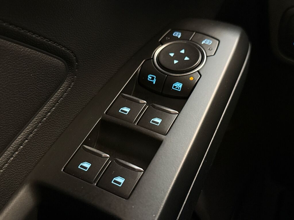 Ford Focus 2019 Punainen