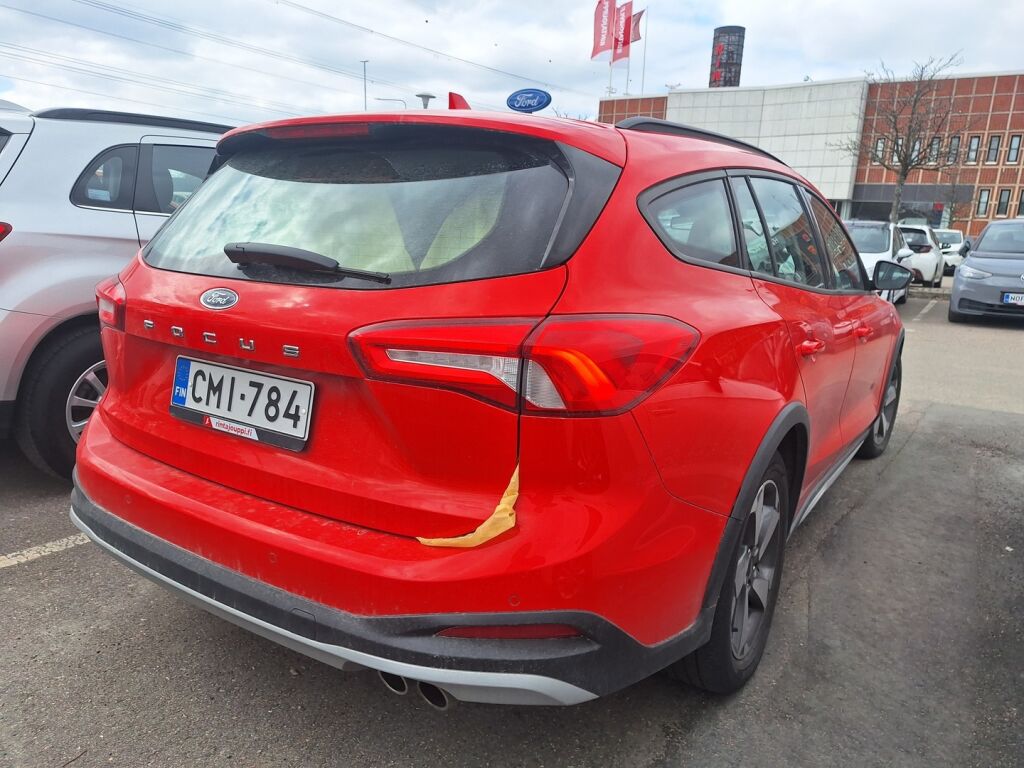 Ford Focus 2019 Punainen