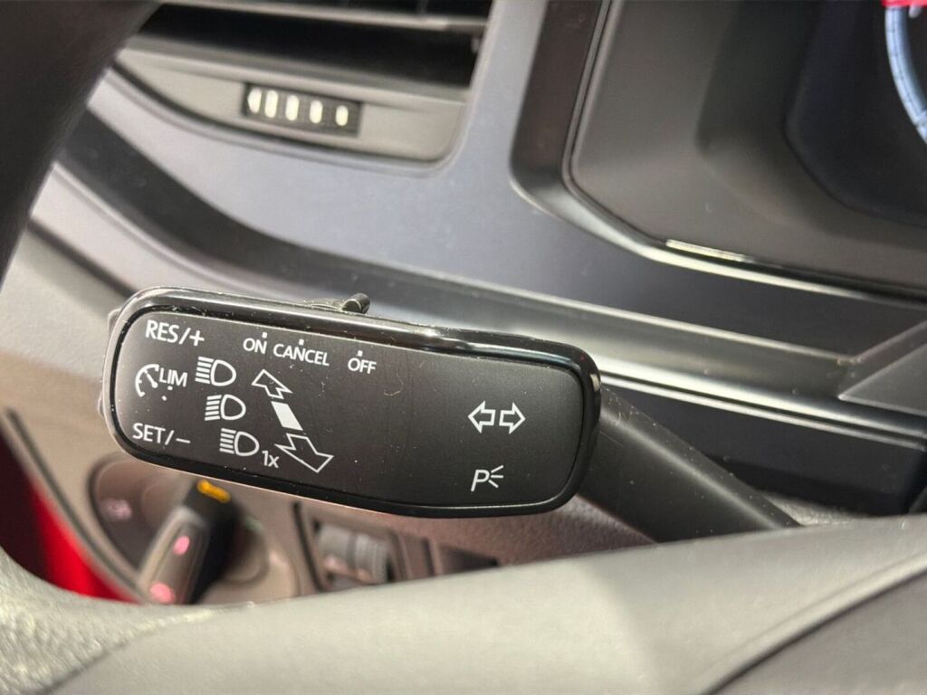 Volkswagen Polo 2019 Punainen