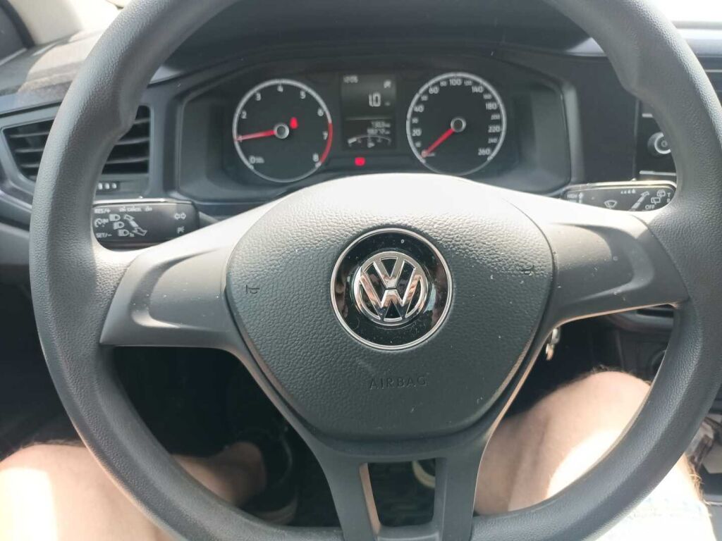 Volkswagen Polo 2019 Punainen