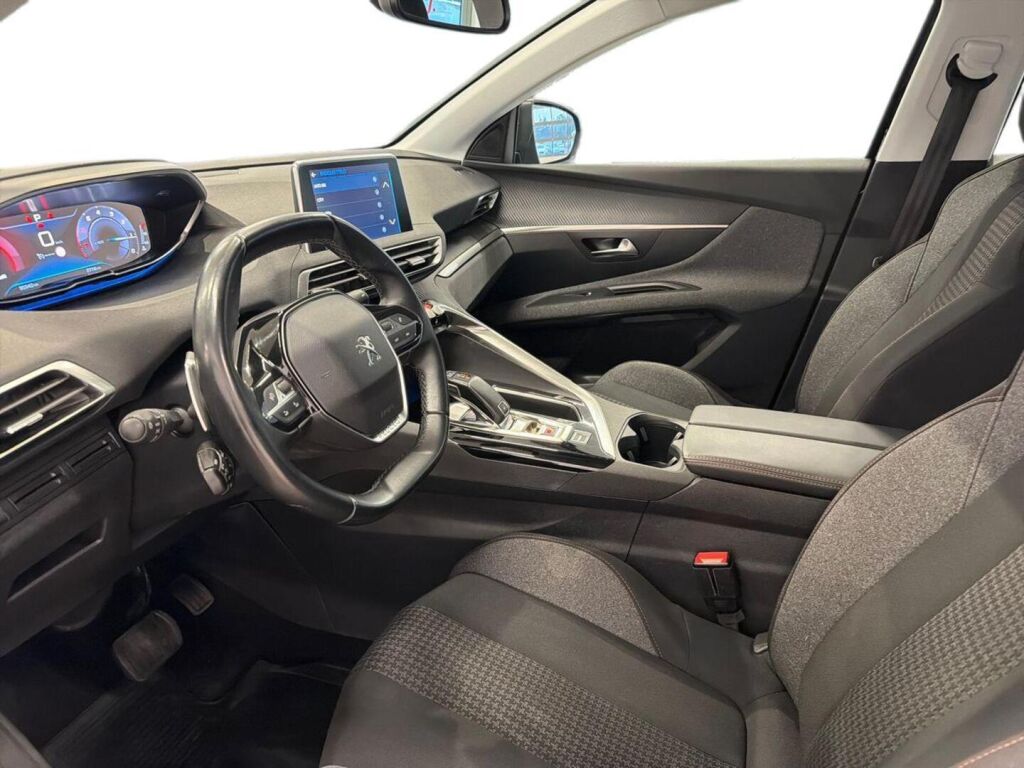 Peugeot 3008 2019 Musta
