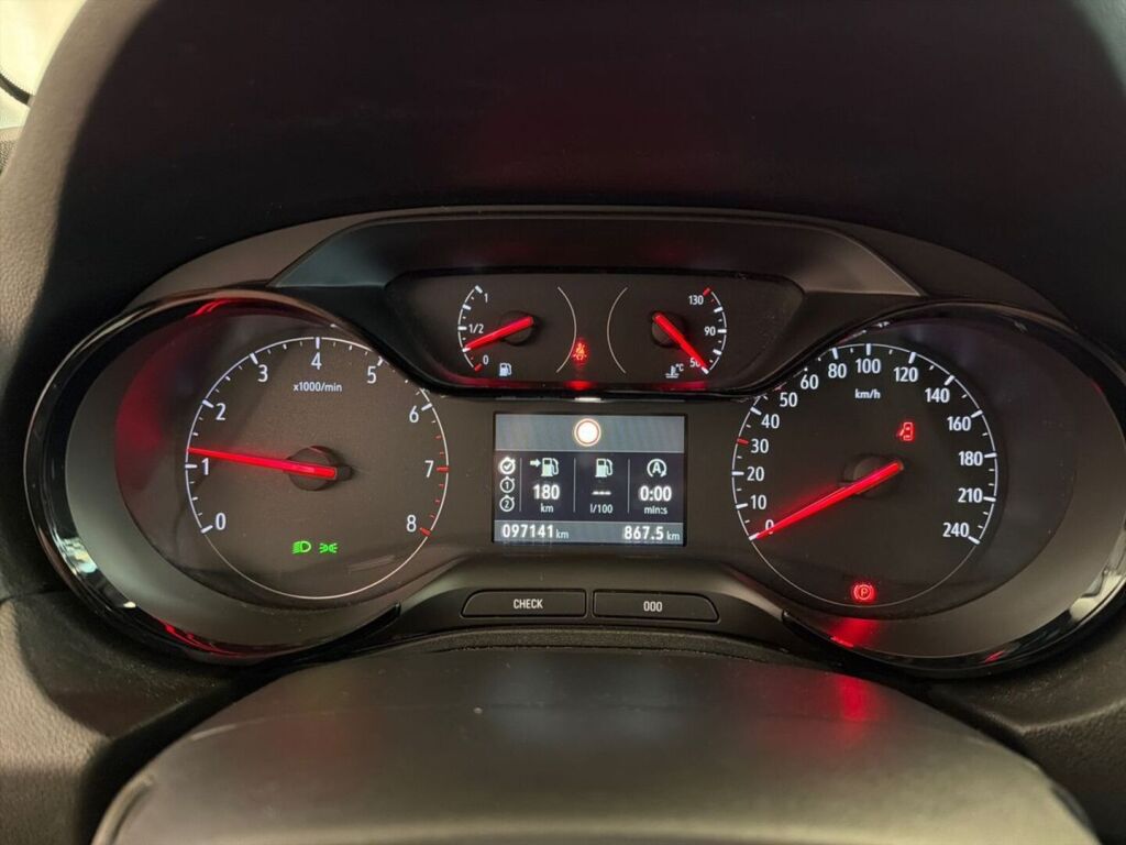 Opel Grandland X 2019 Valkoinen