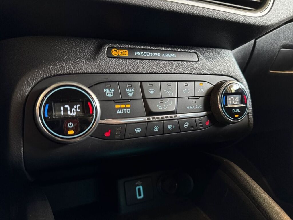 Ford Focus 2019 Metallinhohto Harmaa