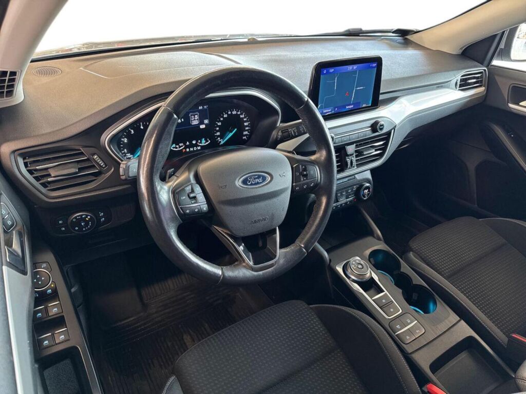 Ford Focus 2019 Metallinhohto Harmaa
