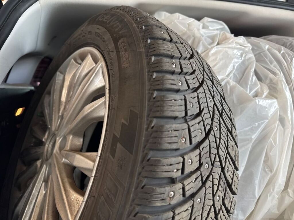 Ford Focus 2019 Metallinhohto Harmaa