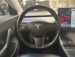 Tesla Model 3 2019 Musta