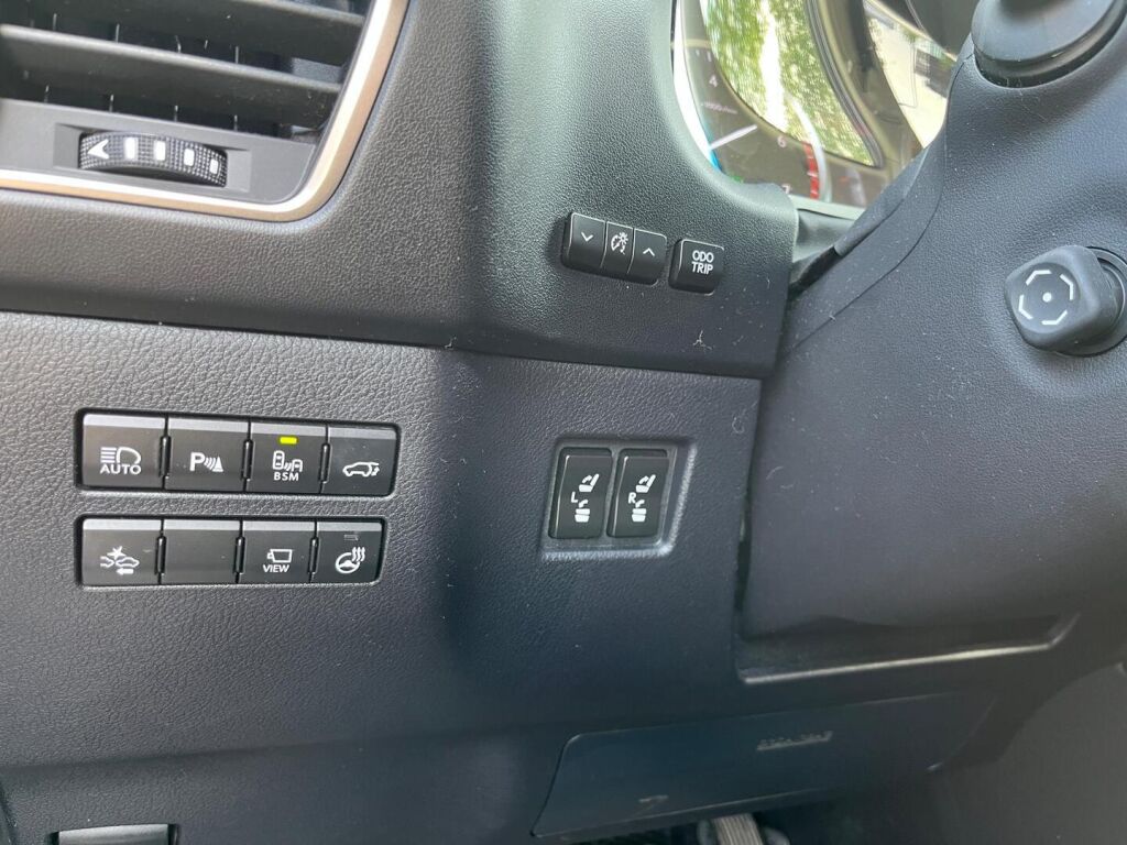 Lexus NX 2015 Musta