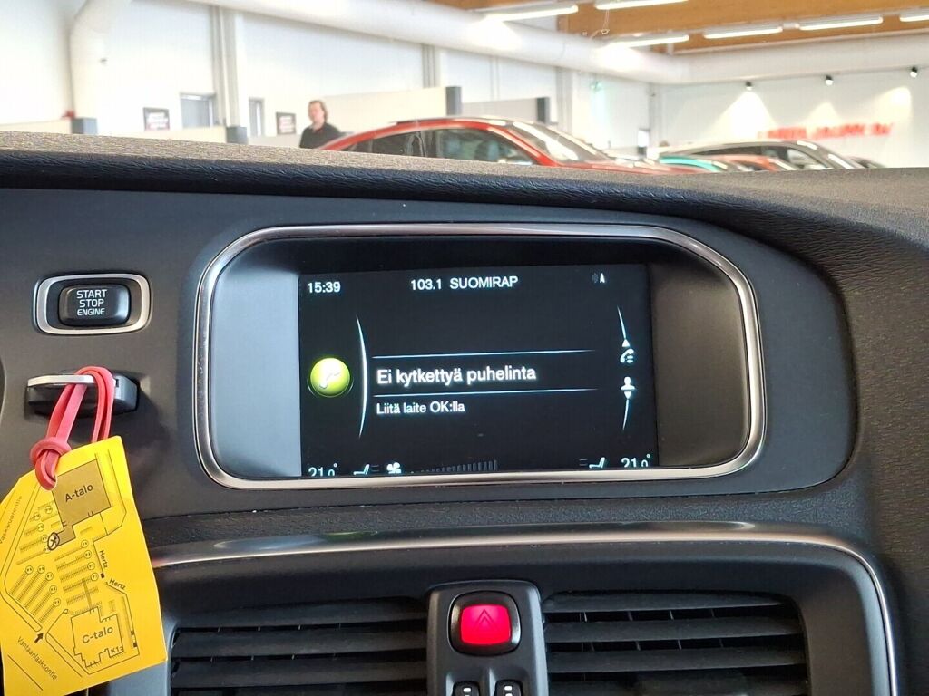 Volvo V40 2017 Sininen