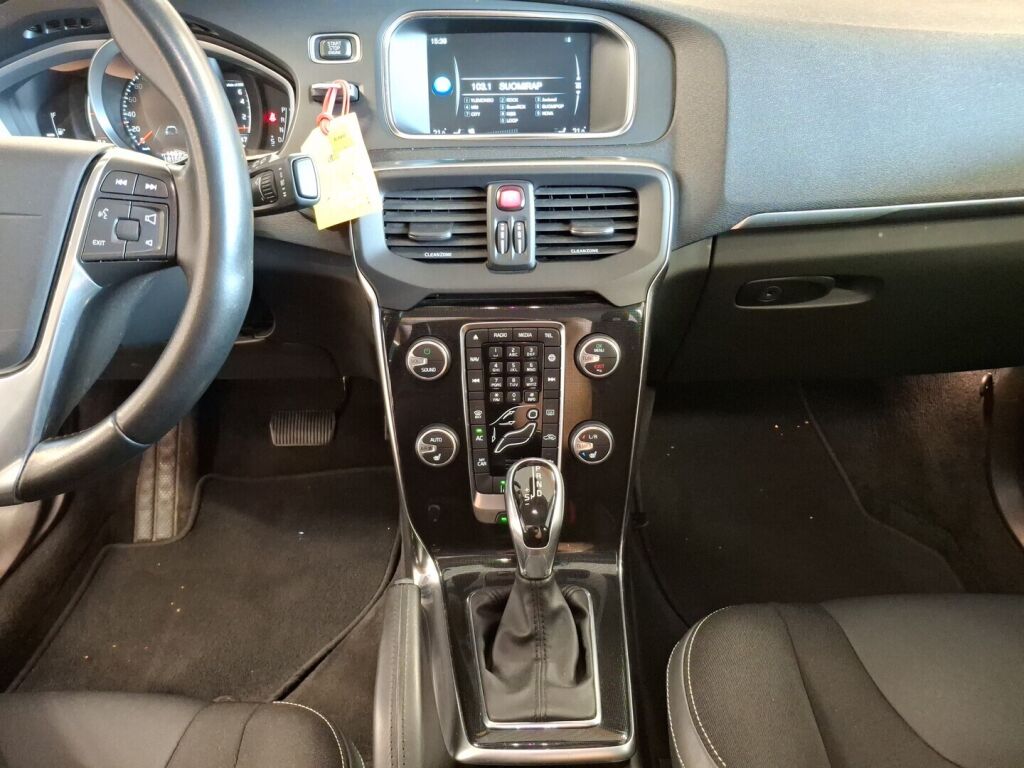 Volvo V40 2017 Sininen