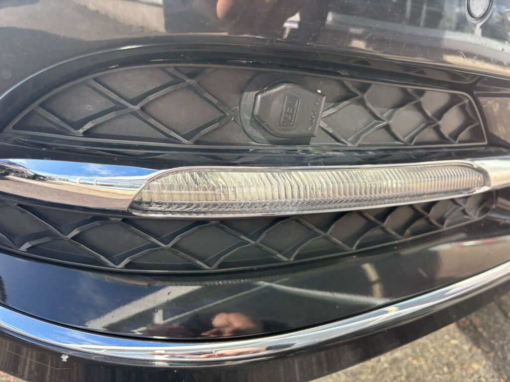 Mercedes-Benz C 2012 Musta