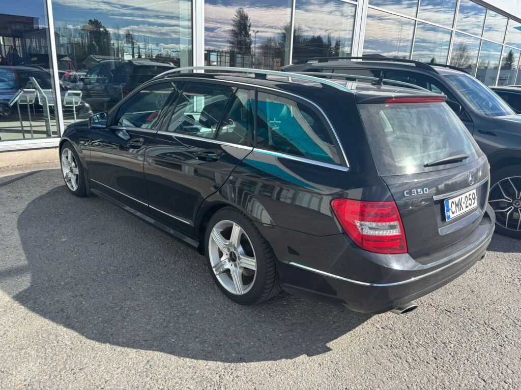 Mercedes-Benz C 2012 Musta