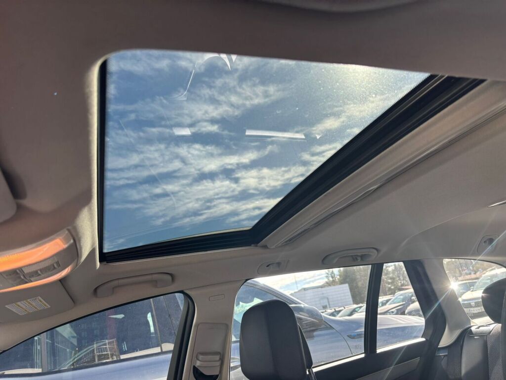 Mercedes-Benz C 2012 Musta