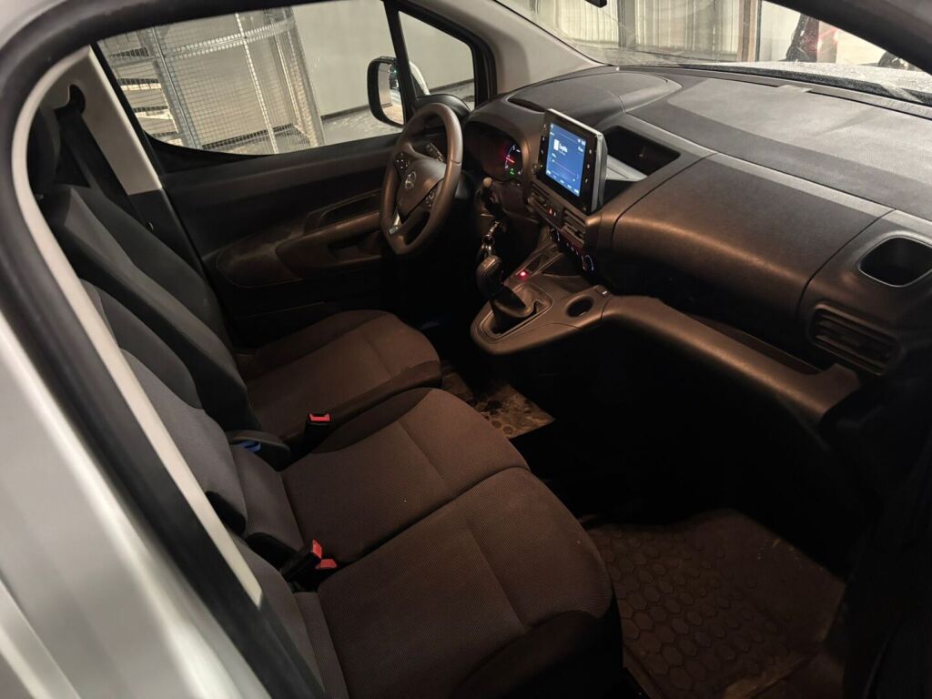 Opel Combo 2019 Valkoinen