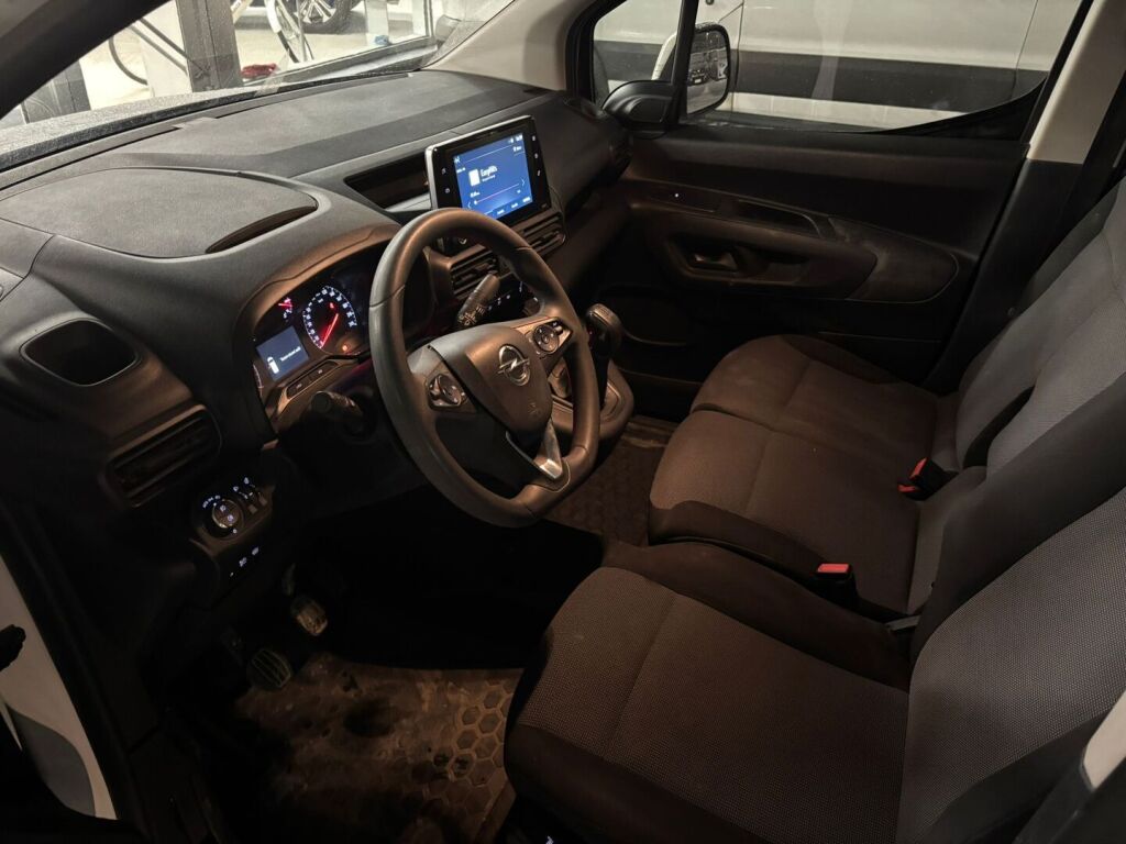 Opel Combo 2019 Valkoinen