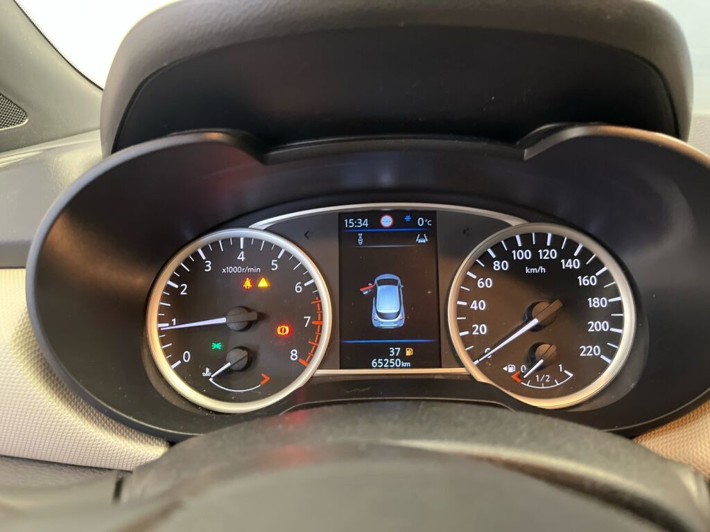 Nissan Micra 2019 Punainen