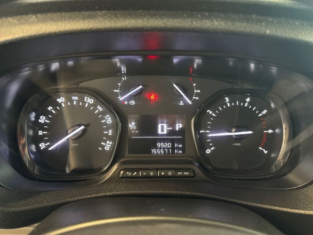 Citroen Jumpy 2019 Valkoinen