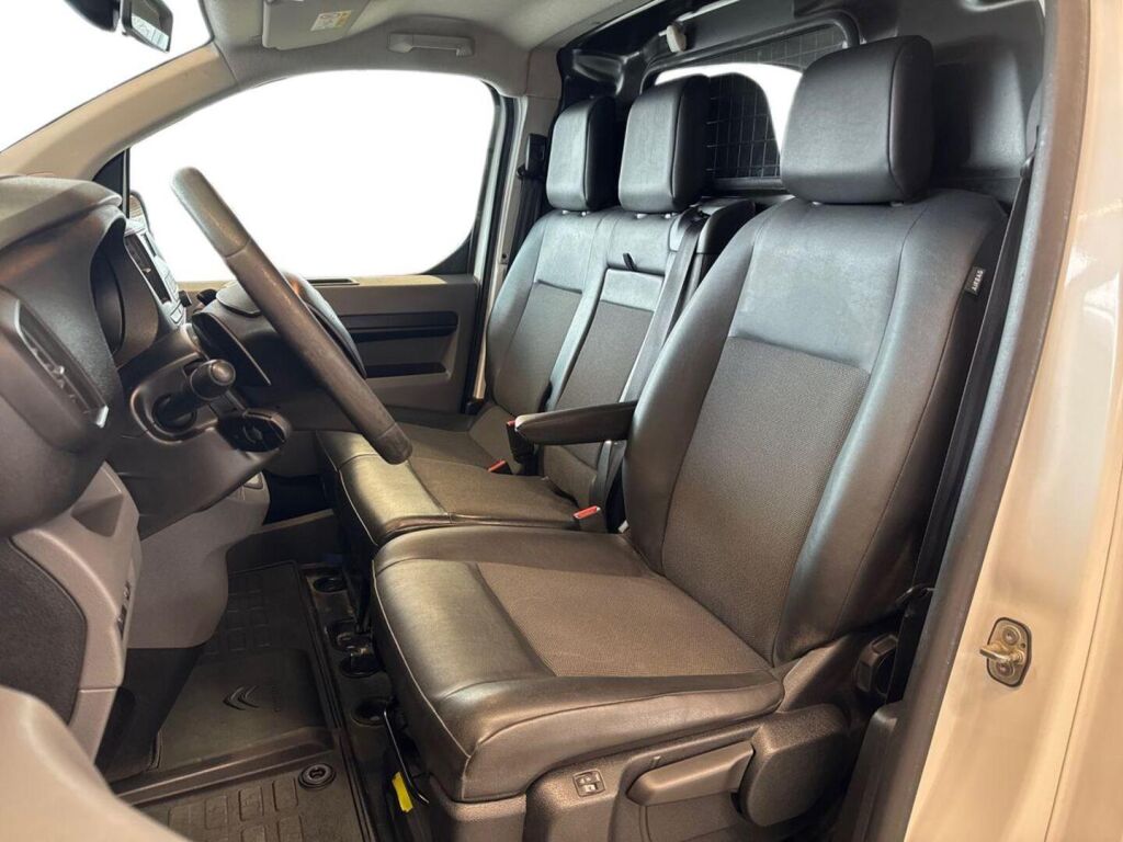 Citroen Jumpy 2019 Valkoinen