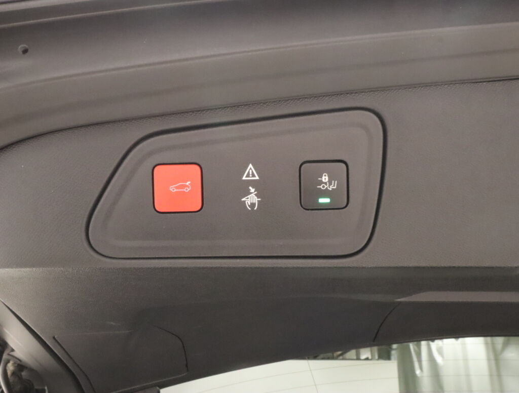 Peugeot 3008 2019 Harmaa