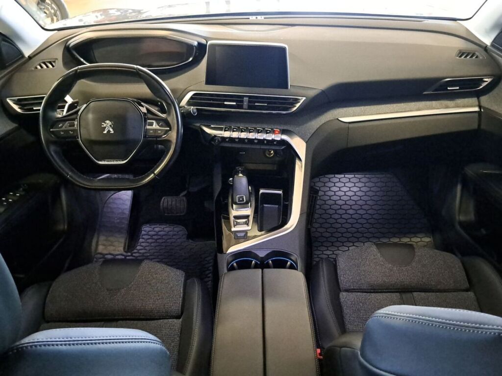 Peugeot 3008 2019 Harmaa