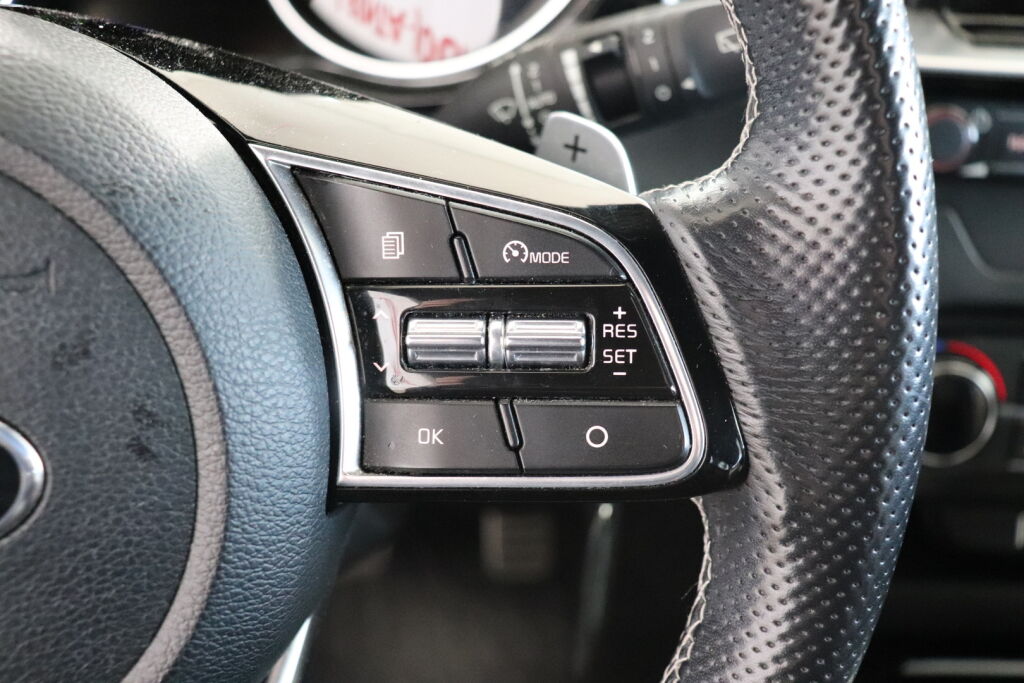 Kia ProCeed 2019 Oranssi