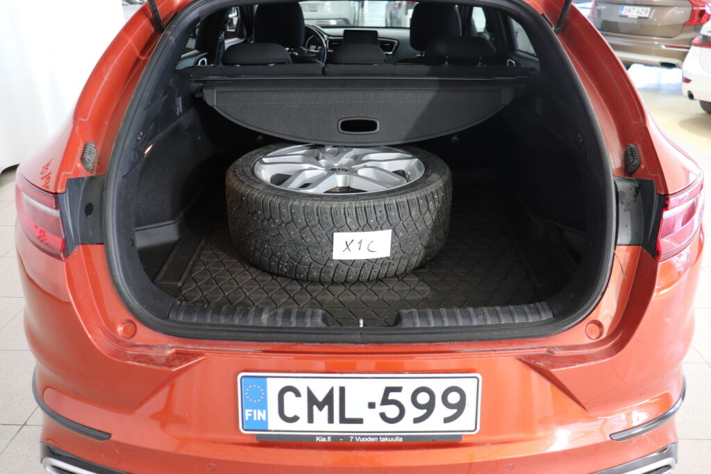 Kia ProCeed 2019 Oranssi