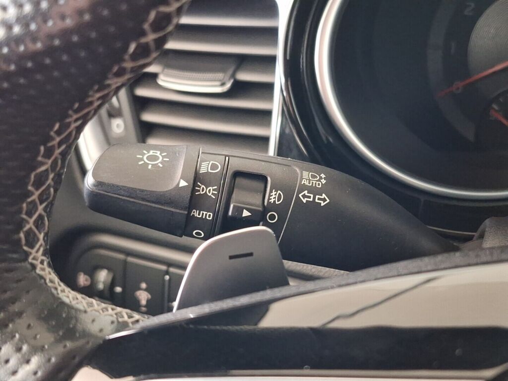 Kia ProCeed 2019 Oranssi