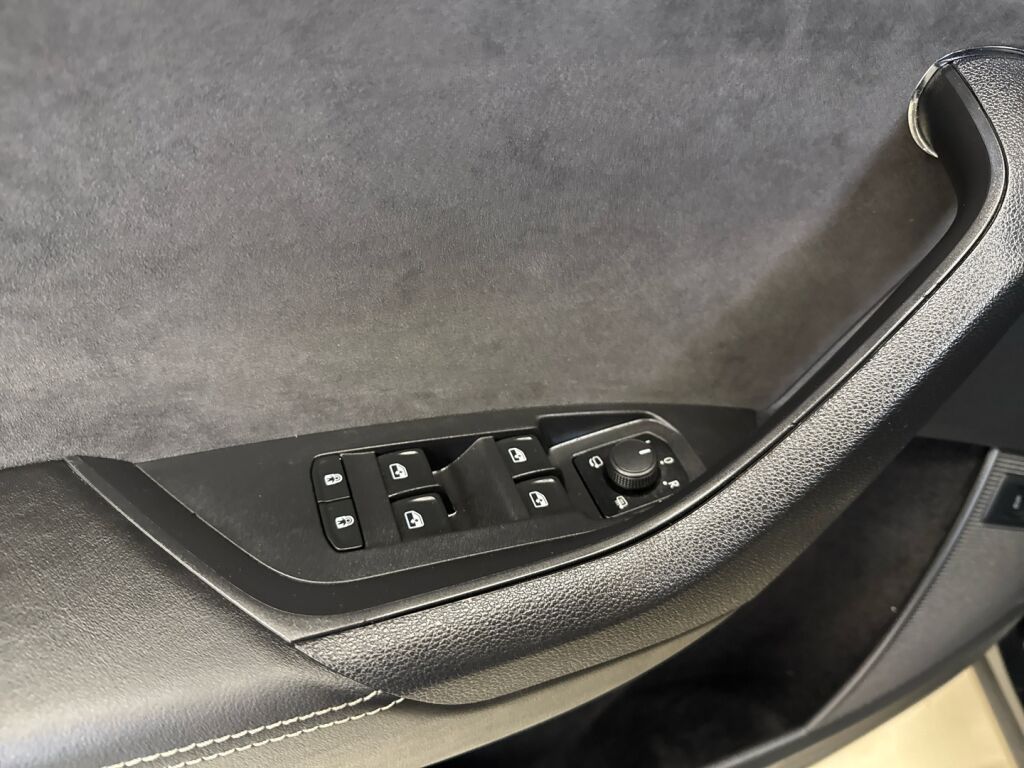 Skoda Kodiaq 2019 Tummansininen