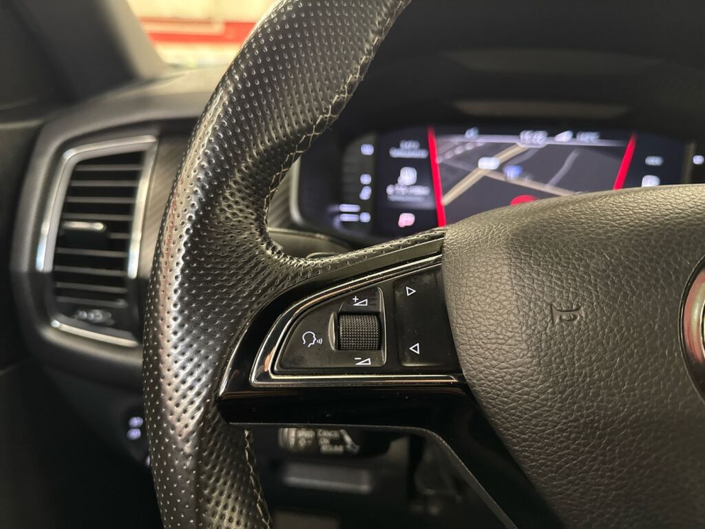 Skoda Kodiaq 2019 Tummansininen