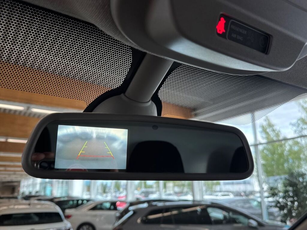 Renault Trafic 2019 Valkoinen