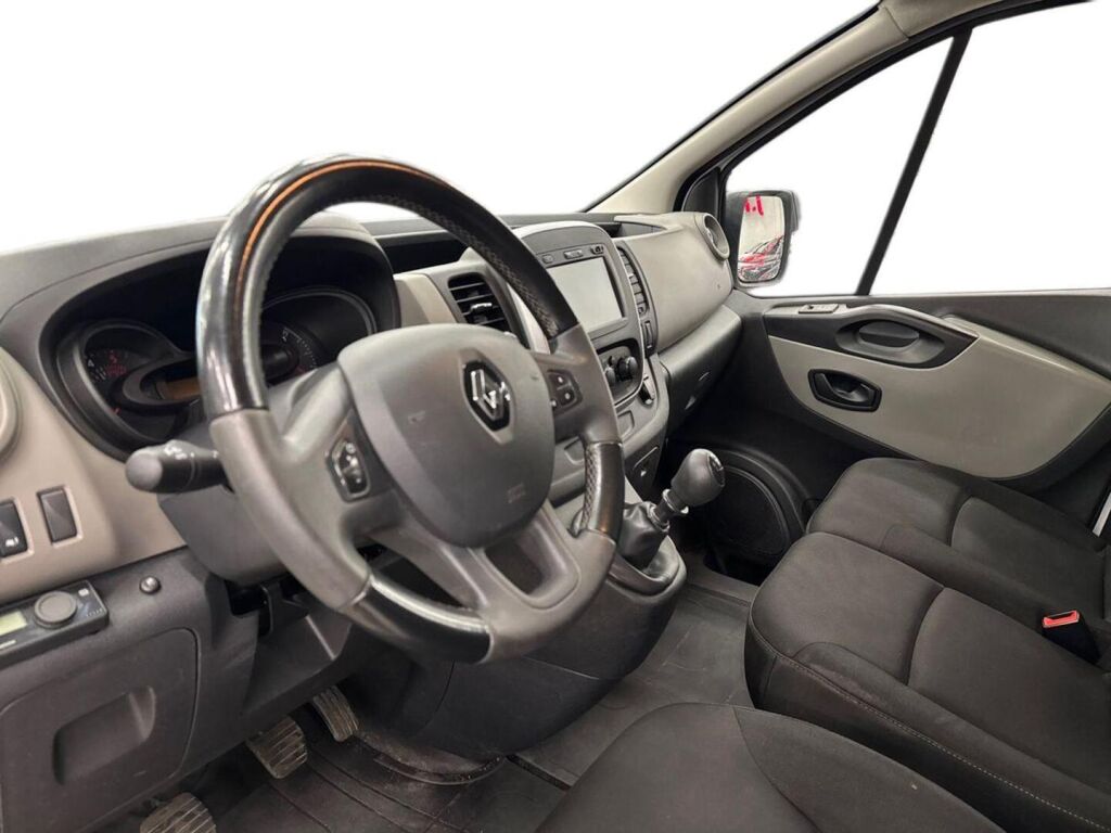 Renault Trafic 2019 Valkoinen