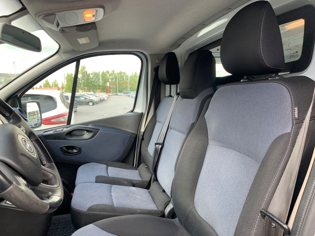 Opel Vivaro 2019 Valkoinen