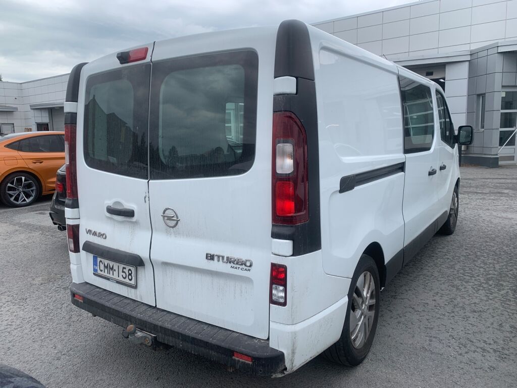 Opel Vivaro 2019 Valkoinen