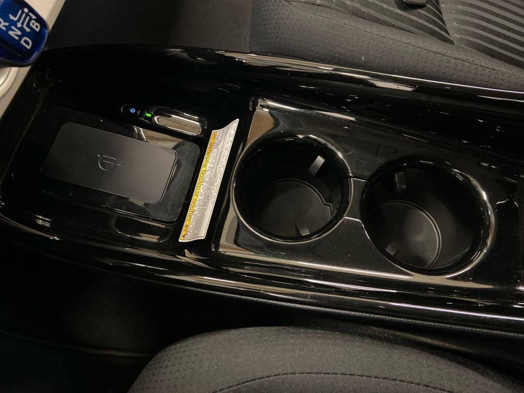 Toyota Prius Plug-in 2019 Valkoinen