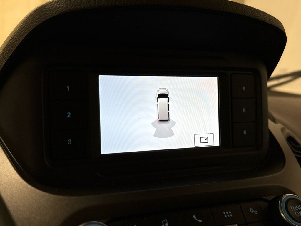 Ford Transit Courier 2019 Valkoinen