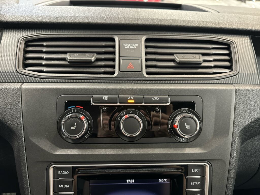 Volkswagen Caddy 2019 Sininen