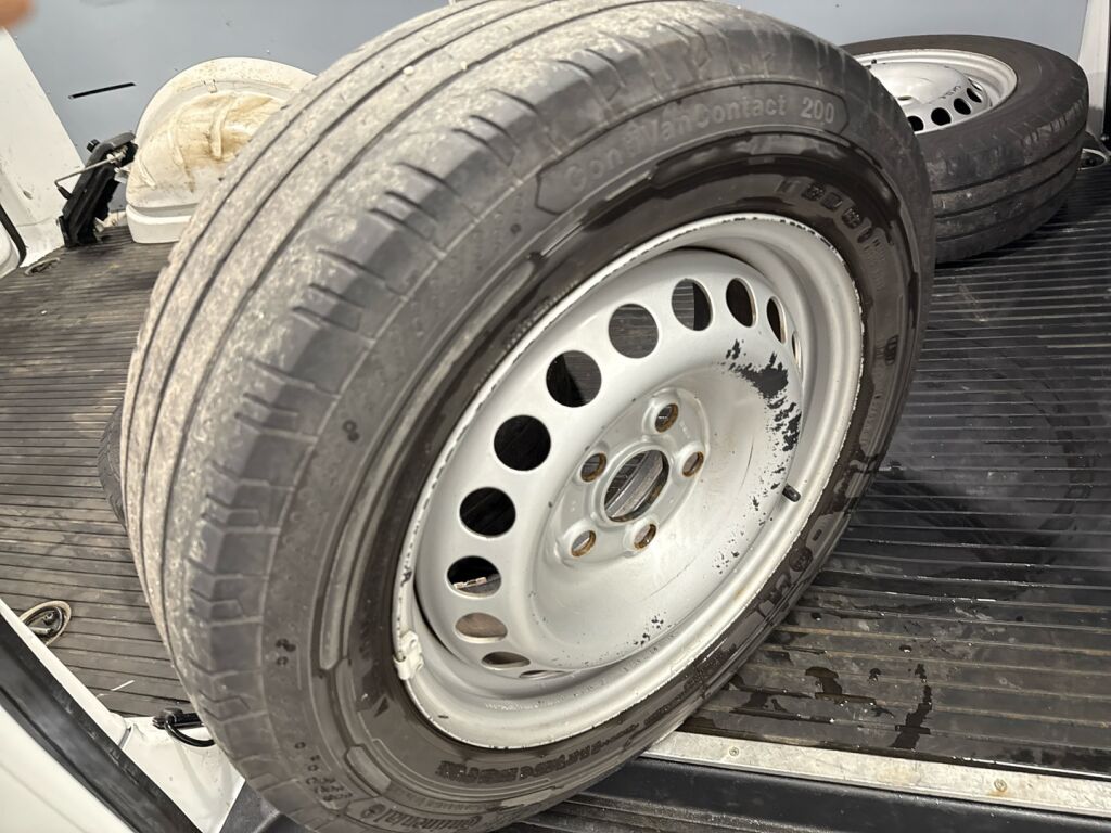 Volkswagen Transporter 2019 Valkoinen