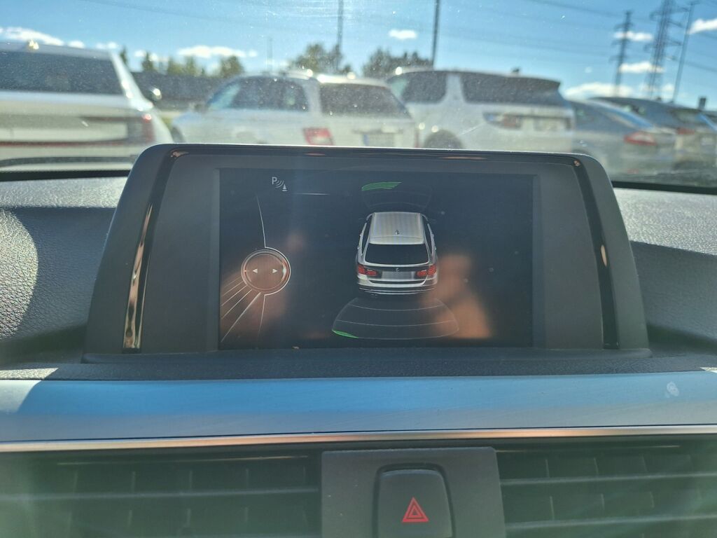 BMW 318 2016 Musta
