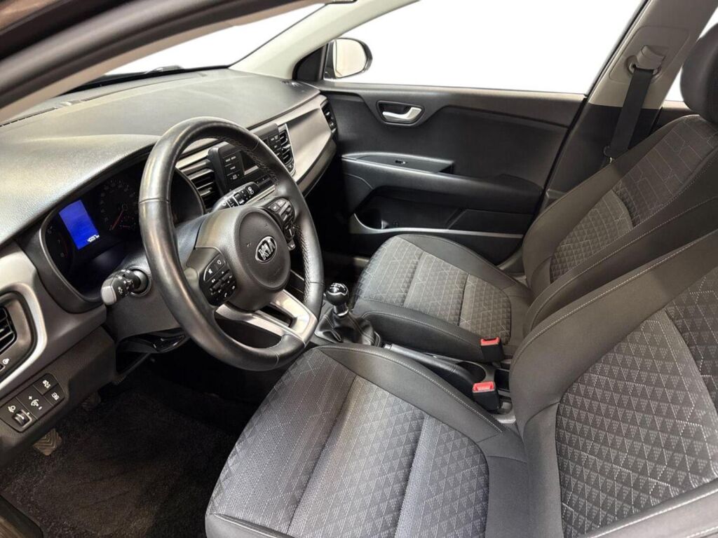 Kia Rio 2019 Ruskea (beige)