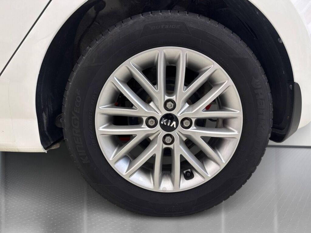 Kia Rio 2019 Valkoinen