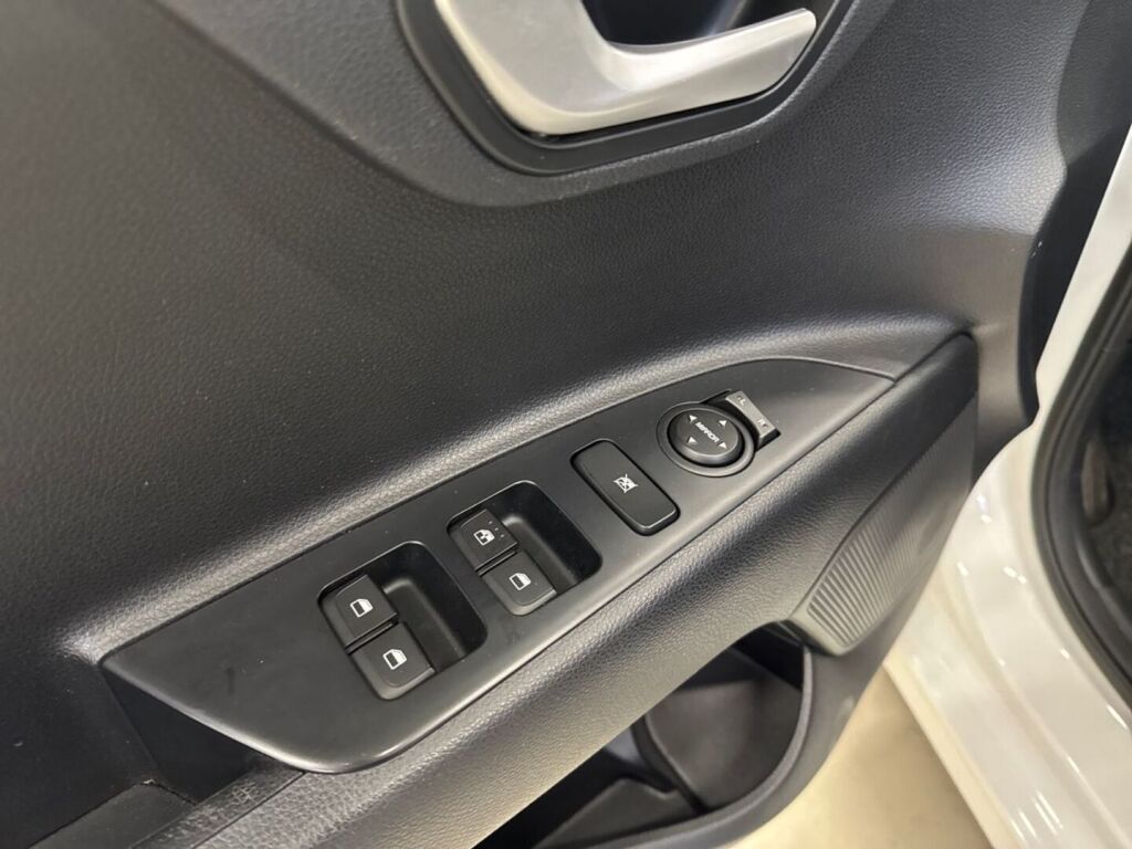 Kia Rio 2019 Valkoinen