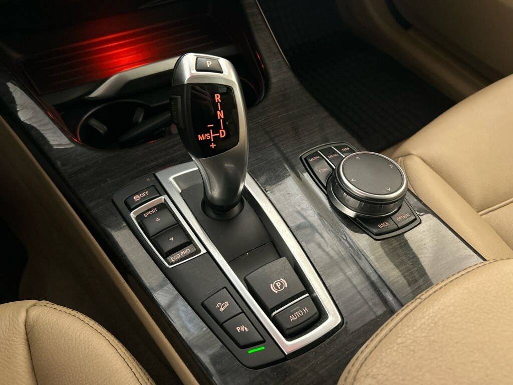 BMW X3 2016 Met. Sininen