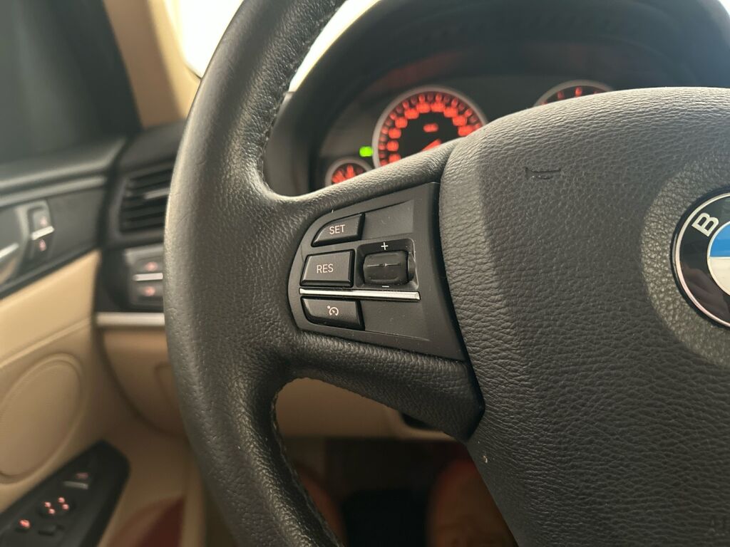 BMW X3 2016 Met. Sininen